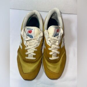 New Balance CM997HRW Sneakers